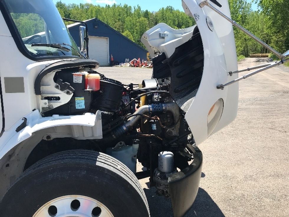 Refrigerated Truck-Light and Medium Duty Trucks-Freightliner-2019-M2-Whitesboro-NY-241,312\n\t\tmiles-$ 46,750 - Image 23