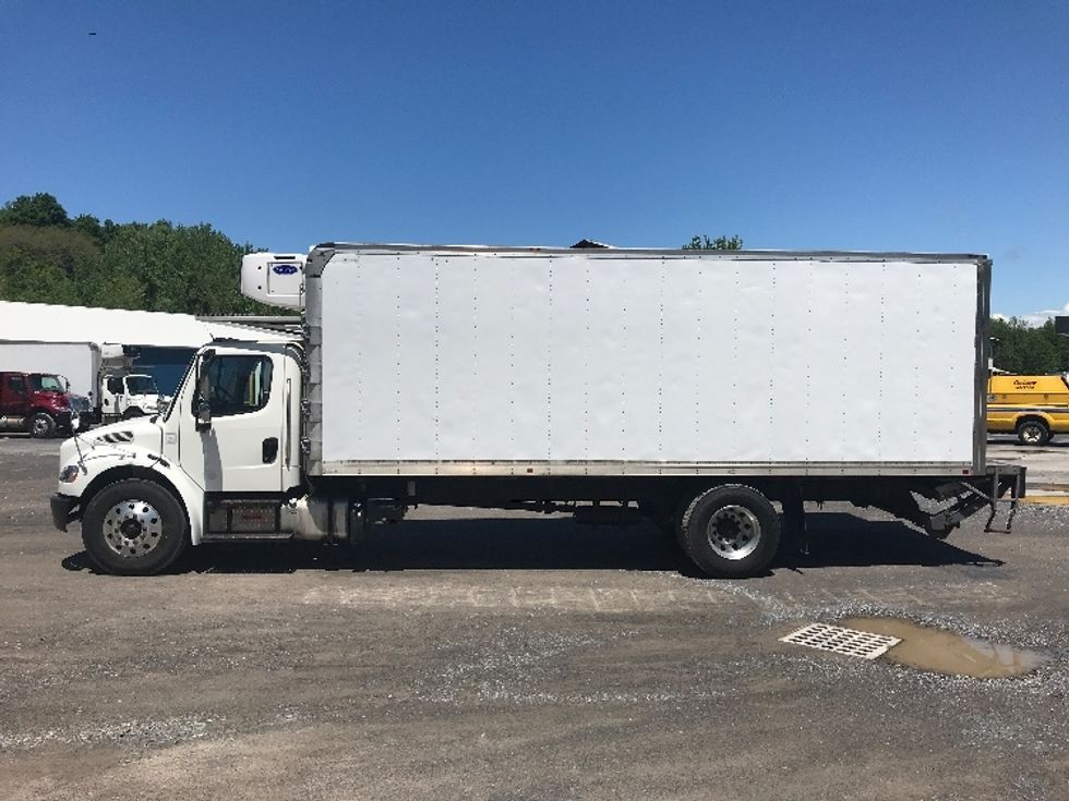 Refrigerated Truck-Light and Medium Duty Trucks-Freightliner-2019-M2-Whitesboro-NY-241,312\n\t\tmiles-$ 46,750 - Image 4