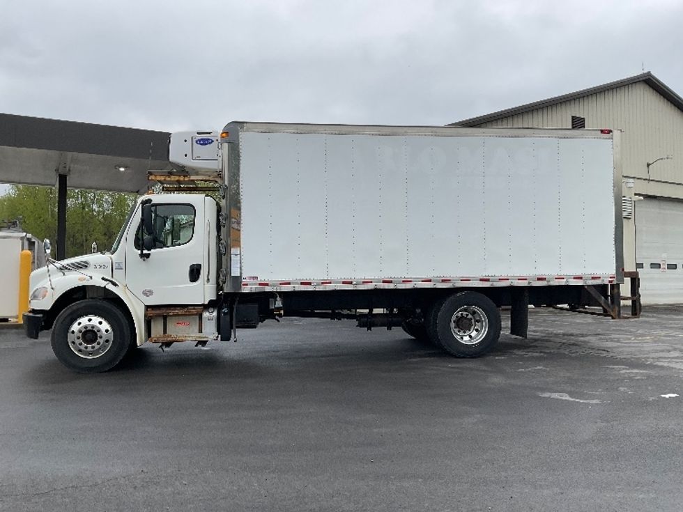 Refrigerated Truck-Light and Medium Duty Trucks-Freightliner-2019-M2-Whitesboro-NY-91,769\n\t\tmiles-$ 54,250 - Image 4