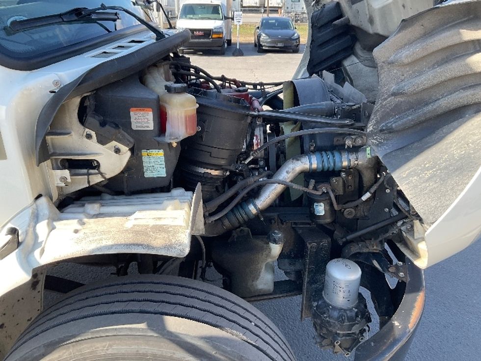 Refrigerated Truck-Light and Medium Duty Trucks-Freightliner-2019-M2-Wilkes Barre-PA-173,471\n\t\tmiles-$ 44,250 - Image 23