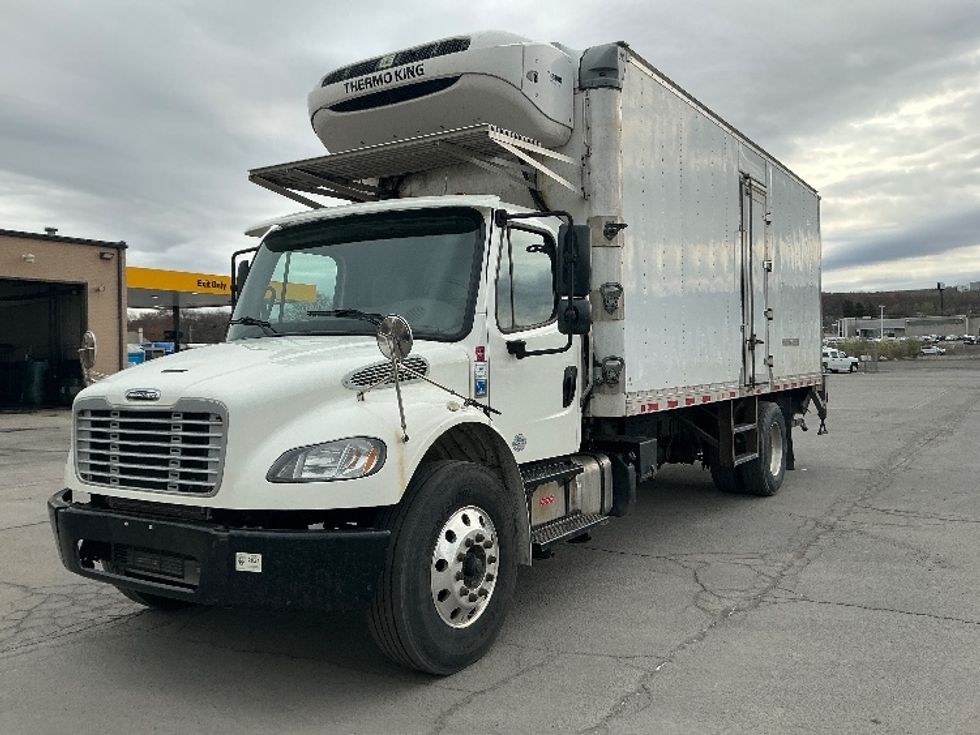 2019 Freightliner M2 106 Medium Duty photo 3