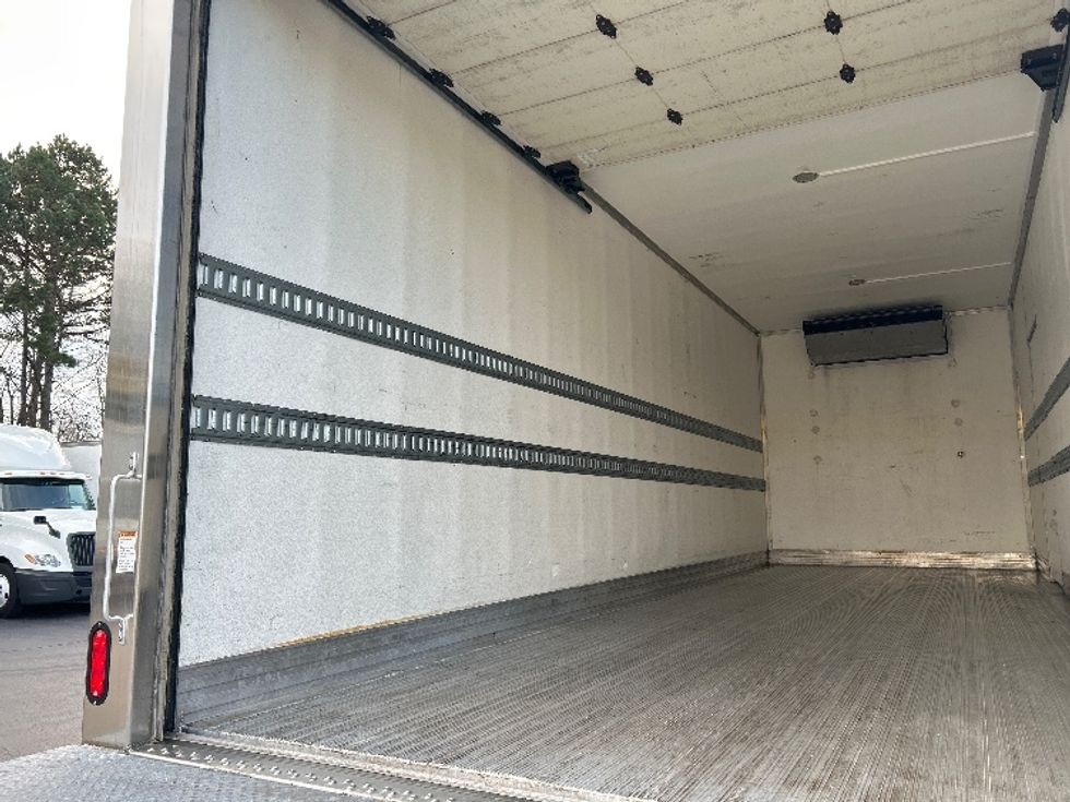 Refrigerated Truck-Light and Medium Duty Trucks-Freightliner-2019-M2-Winston Salem-NC-114,912\n\t\tmiles-$ 63,000 - Image 11