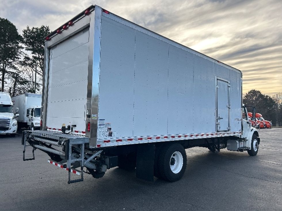 Refrigerated Truck-Light and Medium Duty Trucks-Freightliner-2019-M2-Winston Salem-NC-114,912\n\t\tmiles-$ 63,000 - Image 13