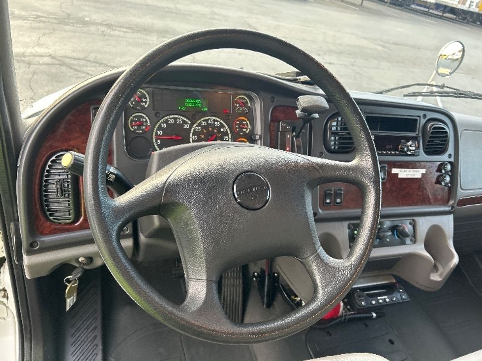 Refrigerated Truck-Light and Medium Duty Trucks-Freightliner-2019-M2-Winston Salem-NC-114,912\n\t\tmiles-$ 63,000 - Image 17