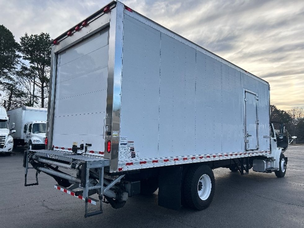 Refrigerated Truck-Light and Medium Duty Trucks-Freightliner-2019-M2-Winston Salem-NC-114,912\n\t\tmiles-$ 63,000 - Image 26
