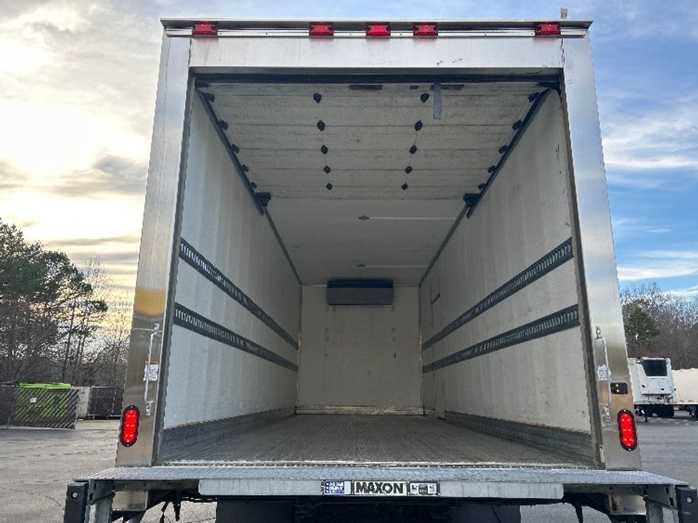 Refrigerated Truck-Light and Medium Duty Trucks-Freightliner-2019-M2-Winston Salem-NC-114,912\n\t\tmiles-$ 63,000 - Image 8