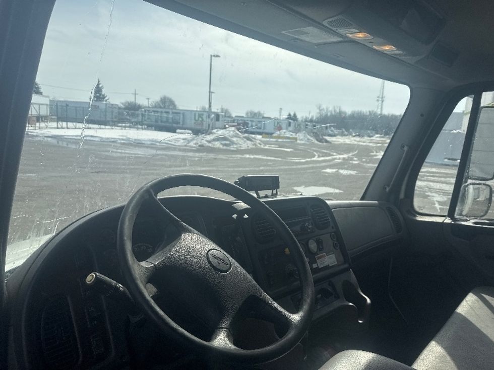Refrigerated Truck-Light and Medium Duty Trucks-Freightliner-2019-M2-Wixom-MI-256,423\n\t\tmiles-$ 54,750 - Image 17