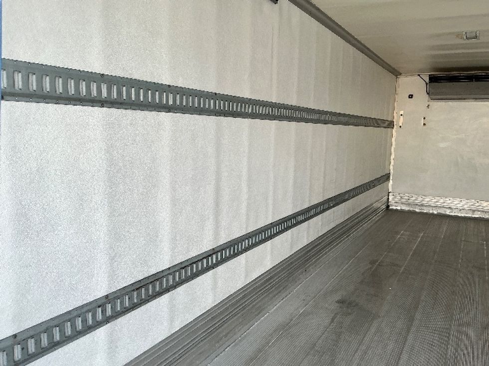 Refrigerated Truck-Light and Medium Duty Trucks-Freightliner-2019-M211242S-Torrance-CA-250,942\n\t\tmiles-$ 71,000 - Image 11