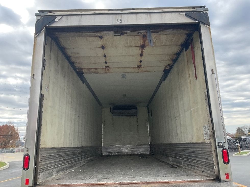 Refrigerated Truck-Light and Medium Duty Trucks-Freightliner-2019-M211264S-Akron-OH-438,176\n\t\tmiles-$ 78,250 - Image 13