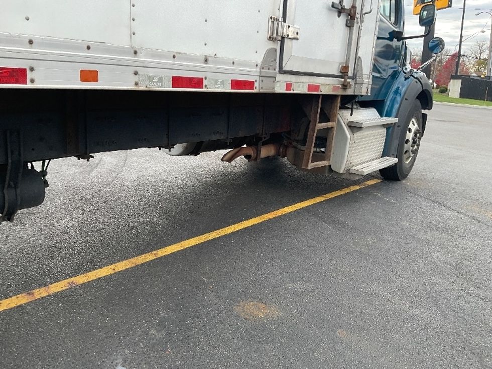 Refrigerated Truck-Light and Medium Duty Trucks-Freightliner-2019-M211264S-Akron-OH-438,176\n\t\tmiles-$ 78,250 - Image 15