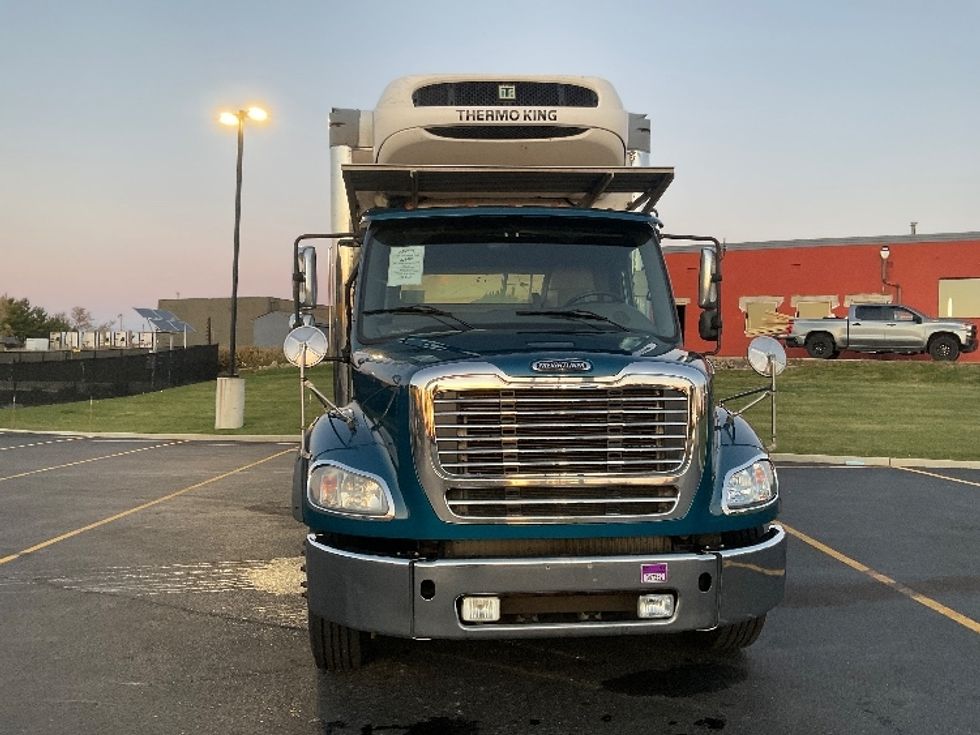 Refrigerated Truck-Light and Medium Duty Trucks-Freightliner-2019-M211264S-Akron-OH-438,176\n\t\tmiles-$ 78,250 - Image 2