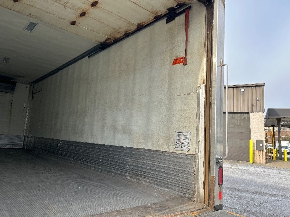 Refrigerated Truck-Light and Medium Duty Trucks-Freightliner-2019-M211264S-Akron-OH-471,390\n\t\tmiles-$ 76,250 - Image 12