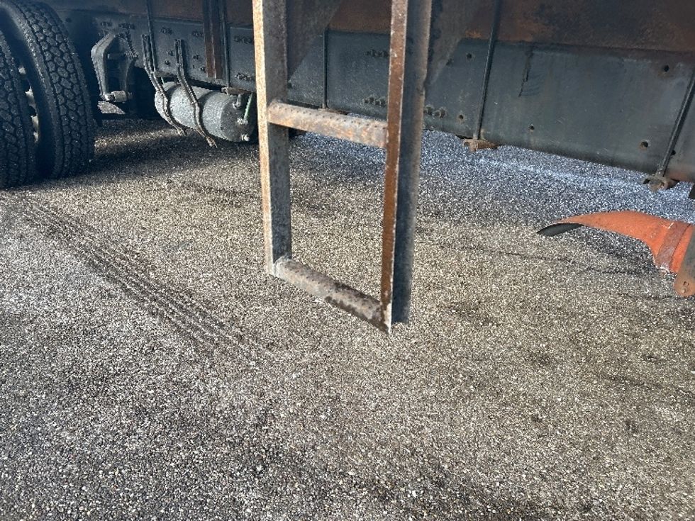 Refrigerated Truck-Light and Medium Duty Trucks-Freightliner-2019-M211264S-Akron-OH-471,390\n\t\tmiles-$ 76,250 - Image 14