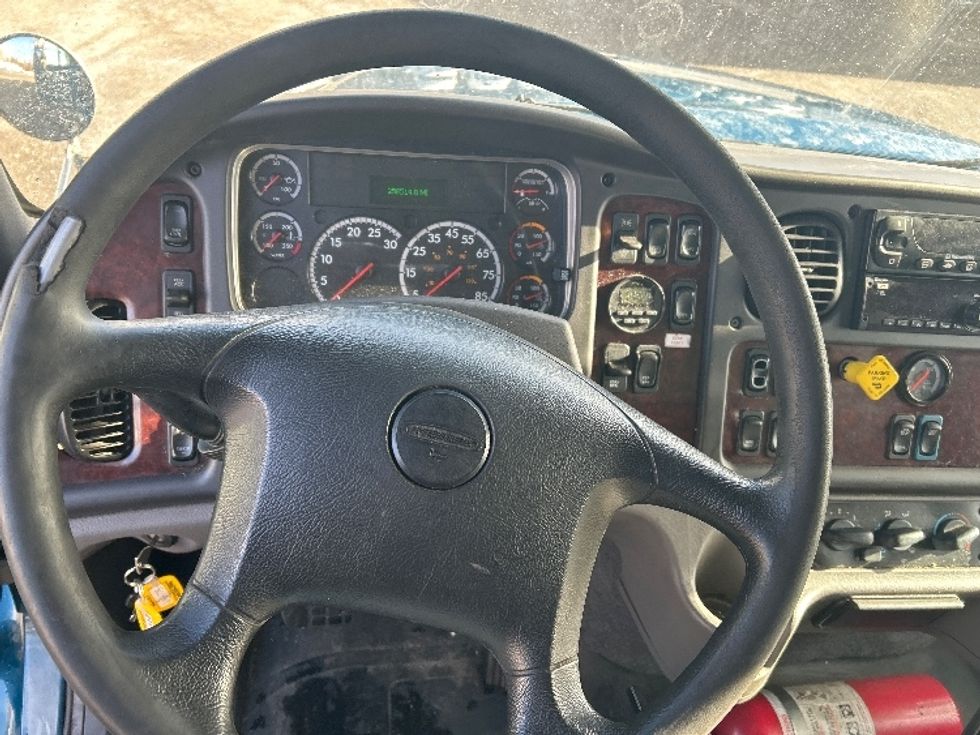 Refrigerated Truck-Light and Medium Duty Trucks-Freightliner-2019-M211264S-Akron-OH-471,390\n\t\tmiles-$ 76,250 - Image 18