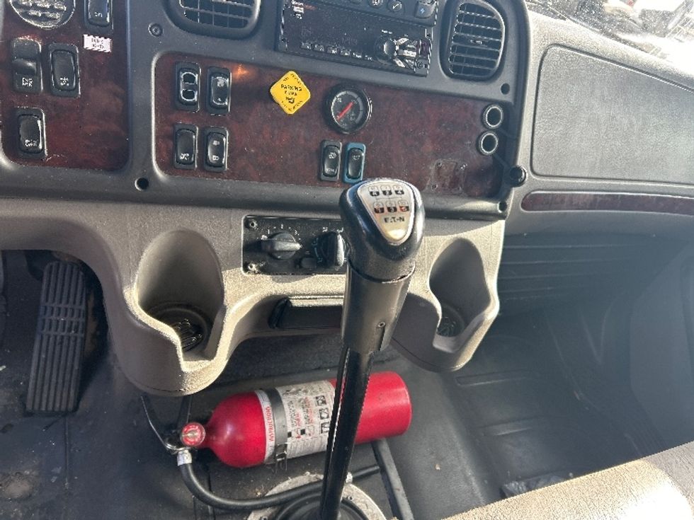 Refrigerated Truck-Light and Medium Duty Trucks-Freightliner-2019-M211264S-Akron-OH-471,390\n\t\tmiles-$ 76,250 - Image 25