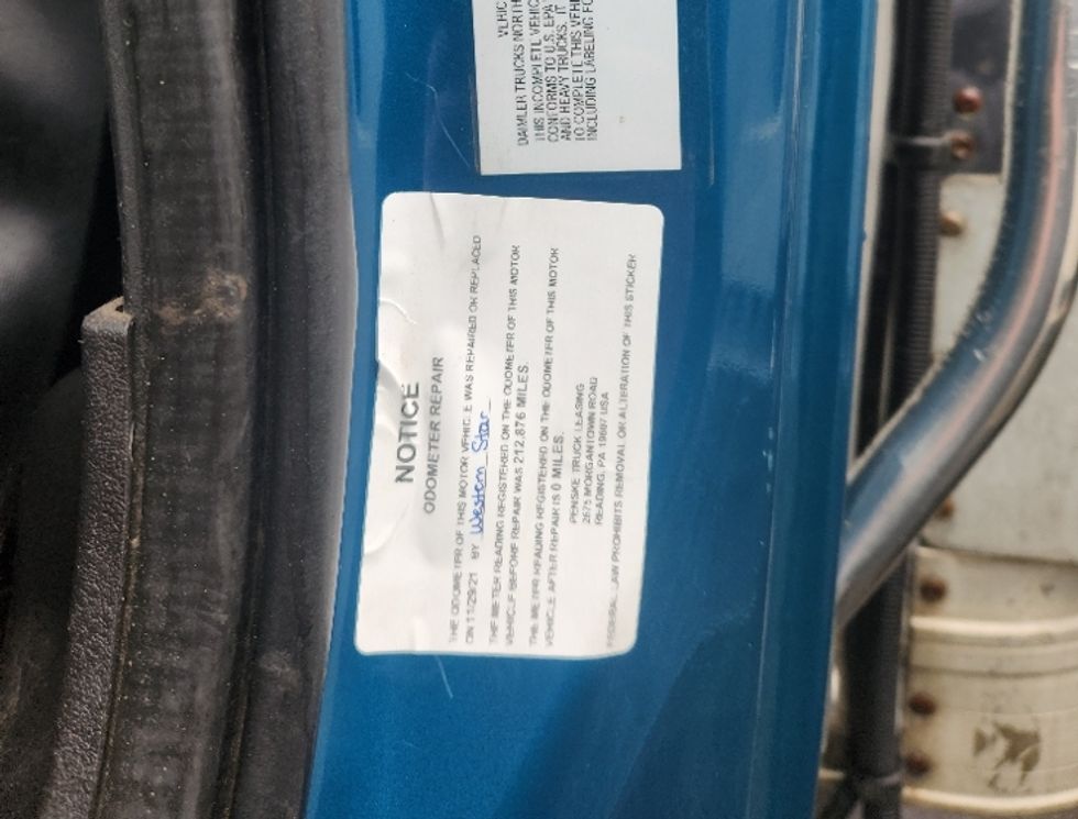 Refrigerated Truck-Light and Medium Duty Trucks-Freightliner-2019-M211264S-Akron-OH-471,390\n\t\tmiles-$ 76,250 - Image 26