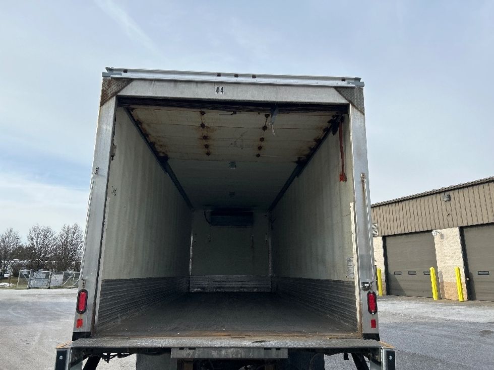 Refrigerated Truck-Light and Medium Duty Trucks-Freightliner-2019-M211264S-Akron-OH-471,390\n\t\tmiles-$ 76,250 - Image 8