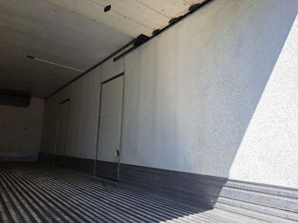 Refrigerated Truck-Light and Medium Duty Trucks-Freightliner-2019-M211264S-Atlanta-GA-454,162\n\t\tmiles-$ 84,000 - Image 12