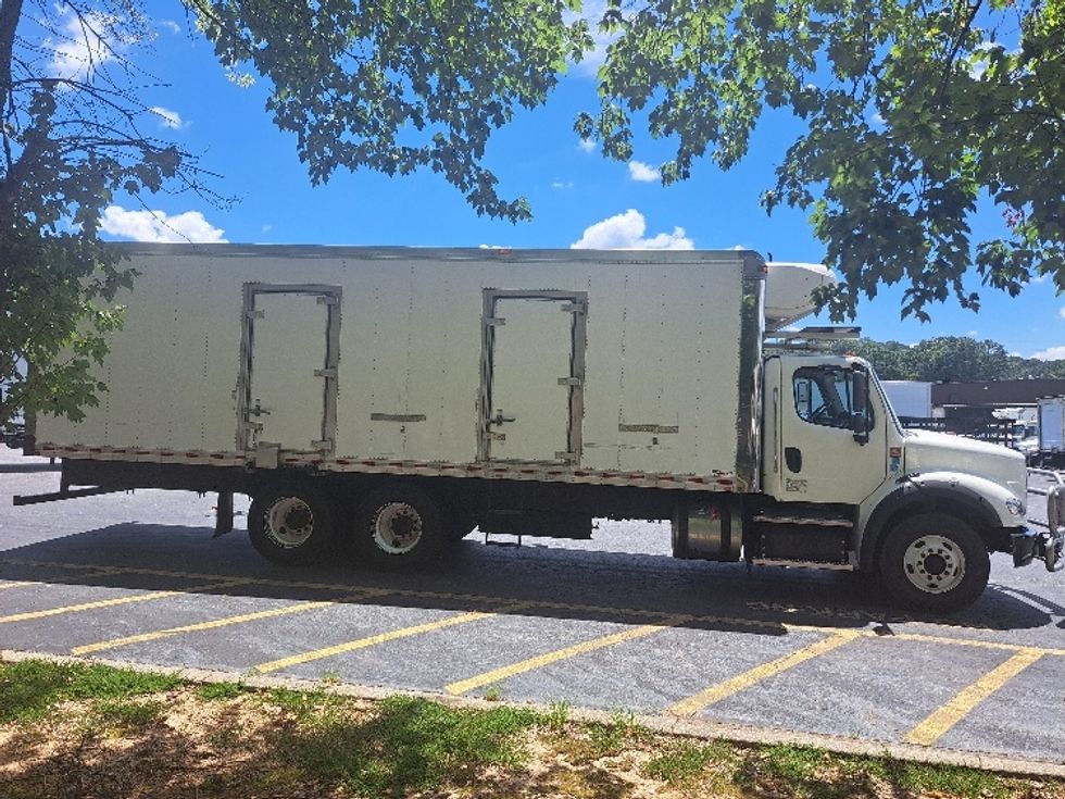Refrigerated Truck-Light and Medium Duty Trucks-Freightliner-2019-M211264S-Atlanta-GA-454,162\n\t\tmiles-$ 84,000 - Image 15