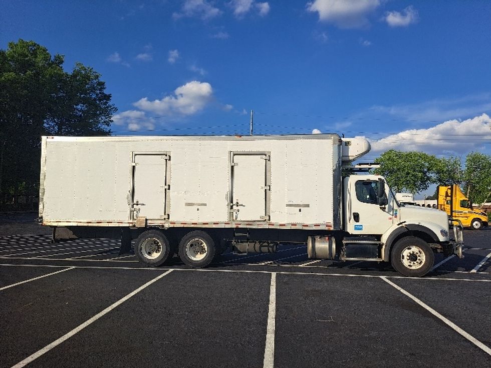 Refrigerated Truck-Light and Medium Duty Trucks-Freightliner-2019-M211264S-Atlanta-GA-548,427\n\t\tmiles-$ 75,500 - Image 14