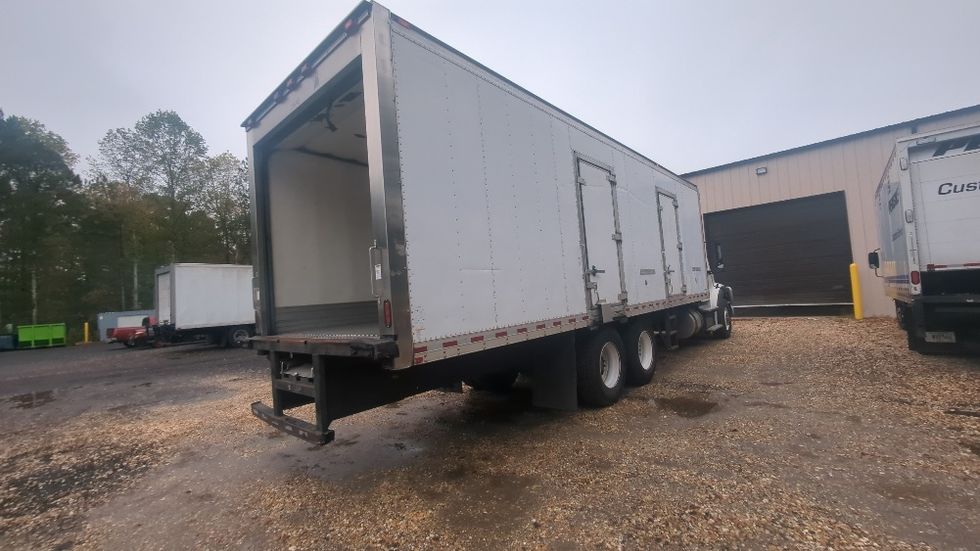 Refrigerated Truck-Light and Medium Duty Trucks-Freightliner-2019-M211264S-Atlanta-GA-592,989\n\t\tmiles-$ 72,250 - Image 12