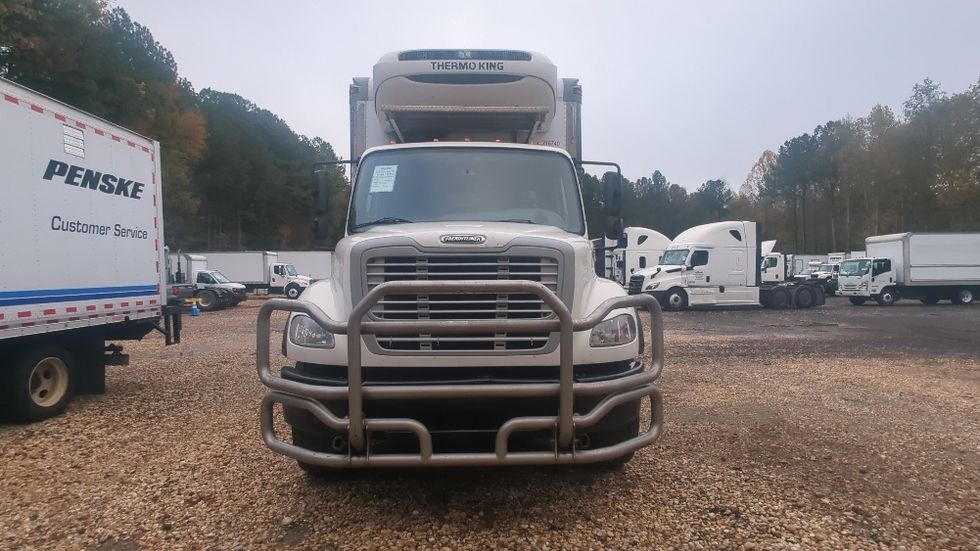 Refrigerated Truck-Light and Medium Duty Trucks-Freightliner-2019-M211264S-Atlanta-GA-592,989\n\t\tmiles-$ 72,250 - Image 2