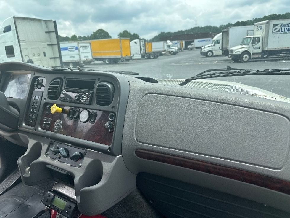 Refrigerated Truck-Light and Medium Duty Trucks-Freightliner-2019-M211264S-Atlanta-GA-608,824\n\t\tmiles-$ 72,000 - Image 20