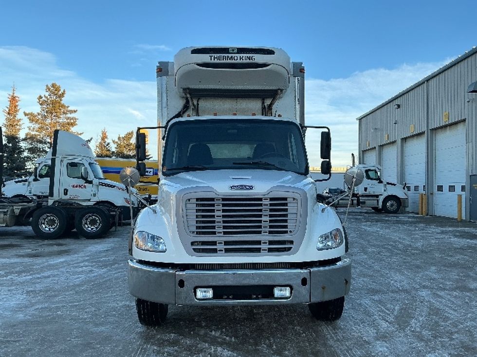 Refrigerated Truck-Light and Medium Duty Trucks-Freightliner-2019-M211264S-Edmonton-AB-562,122\n\t\tkm-$ 117,250 - Image 2