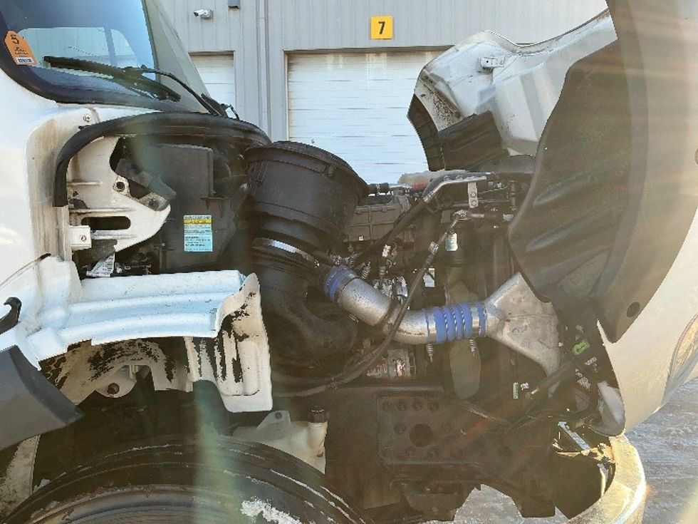 Refrigerated Truck-Light and Medium Duty Trucks-Freightliner-2019-M211264S-Edmonton-AB-562,122\n\t\tkm-$ 117,250 - Image 23