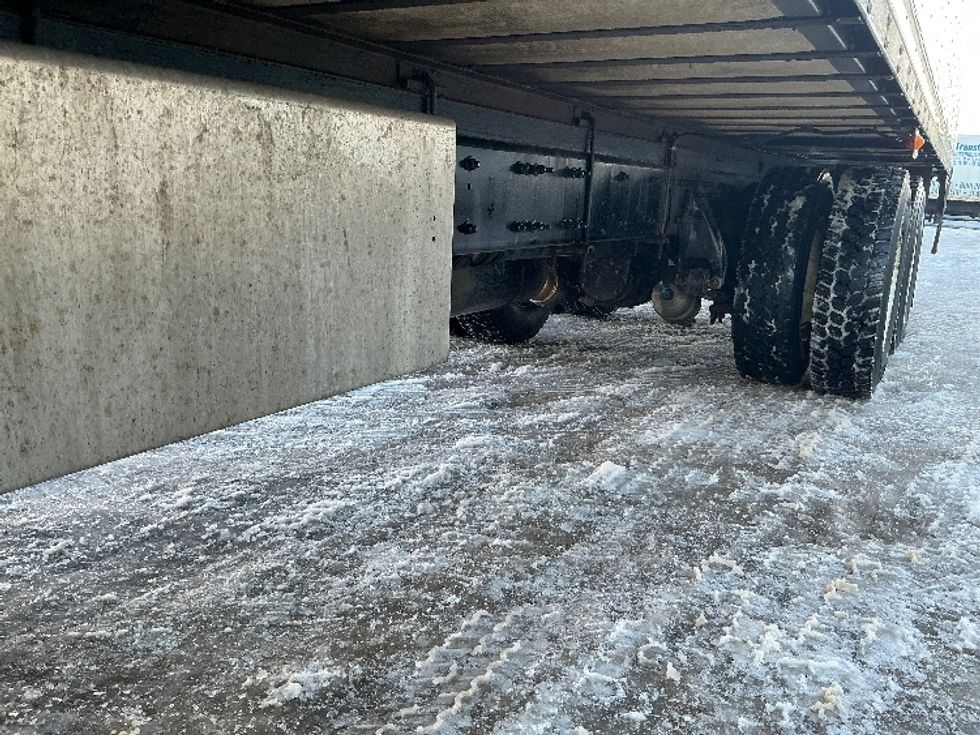 Refrigerated Truck-Light and Medium Duty Trucks-Freightliner-2019-M211264S-Edmonton-AB-562,122\n\t\tkm-$ 117,250 - Image 5