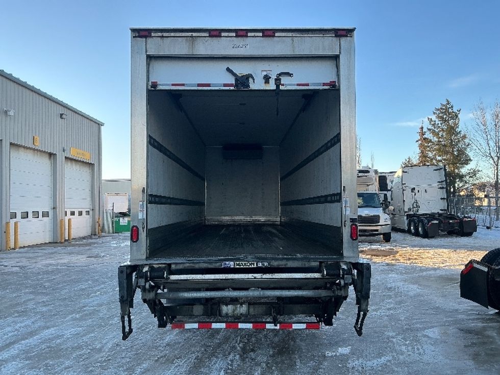 Refrigerated Truck-Light and Medium Duty Trucks-Freightliner-2019-M211264S-Edmonton-AB-562,122\n\t\tkm-$ 117,250 - Image 9