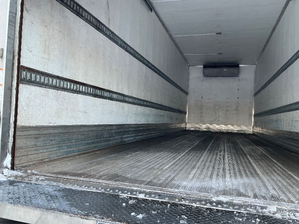 Refrigerated Truck-Light and Medium Duty Trucks-Freightliner-2019-M211264S-Edmonton-AB-772,606\n\t\tkm-$ 110,500 - Image 11