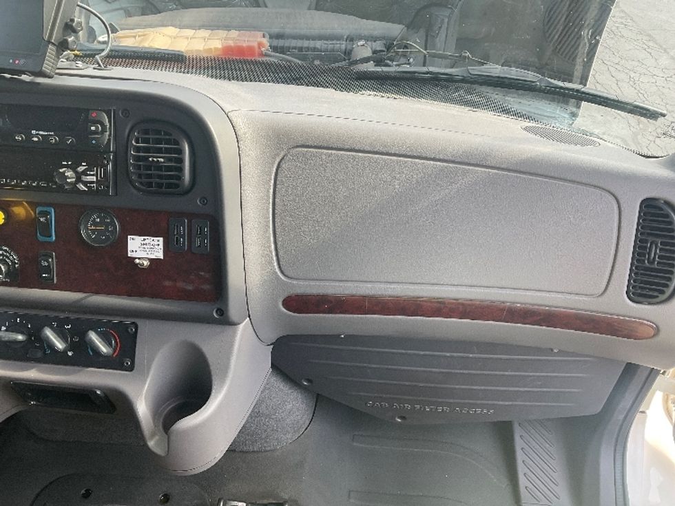 Refrigerated Truck-Light and Medium Duty Trucks-Freightliner-2019-M211264S-Jessup-PA-417,529\n\t\tmiles-$ 79,500 - Image 21