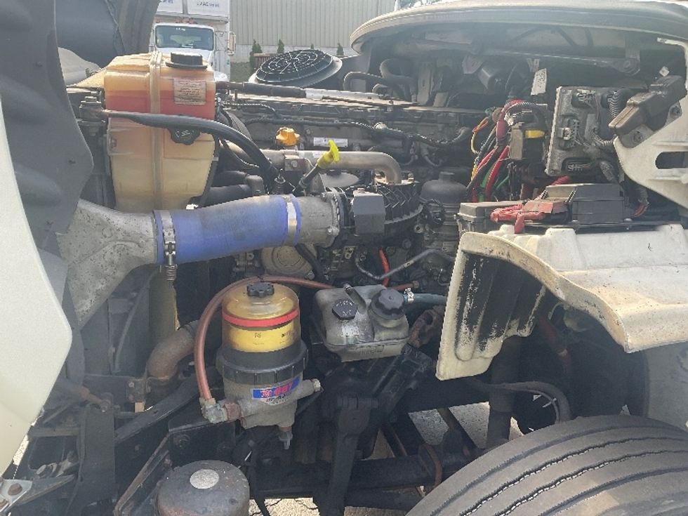 Refrigerated Truck-Light and Medium Duty Trucks-Freightliner-2019-M211264S-Jessup-PA-417,529\n\t\tmiles-$ 79,500 - Image 24