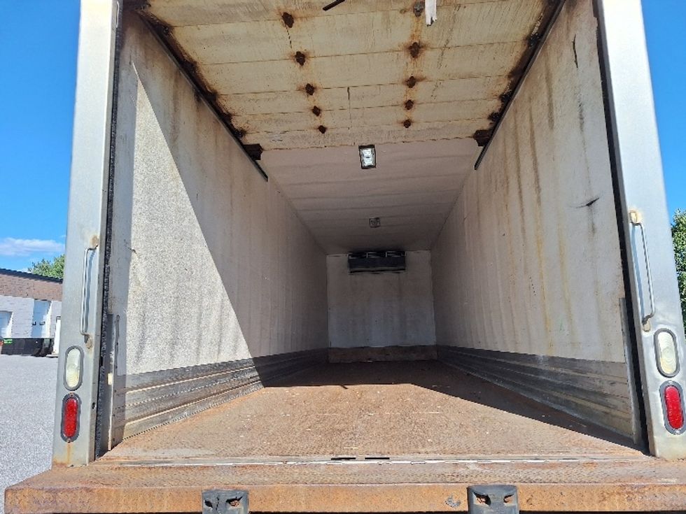 Refrigerated Truck-Light and Medium Duty Trucks-Freightliner-2019-M211264S-Londonderry-NH-547,314\n\t\tmiles-$ 75,000 - Image 8