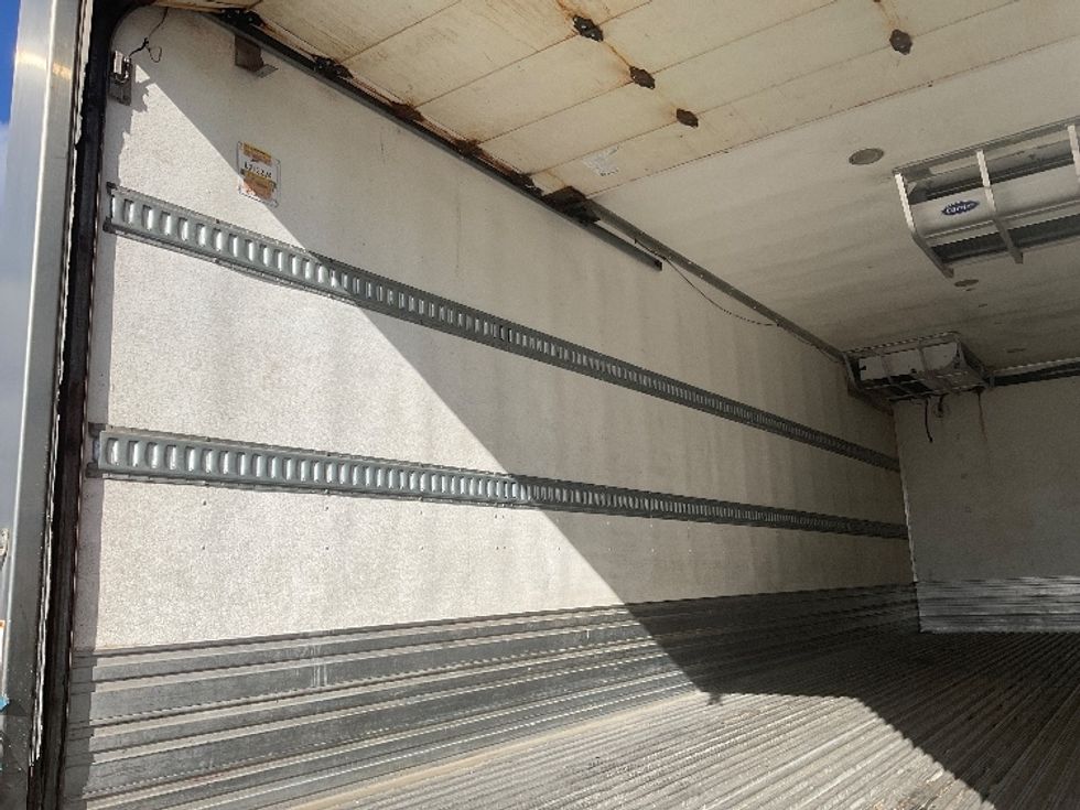 Refrigerated Truck-Light and Medium Duty Trucks-Freightliner-2019-M211264S-Milwaukee-WI-129,845\n\t\tmiles-$ 92,500 - Image 11