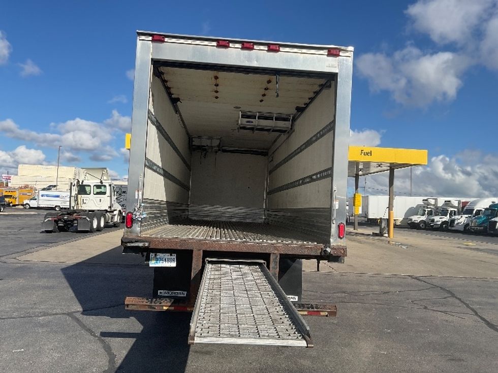 Refrigerated Truck-Light and Medium Duty Trucks-Freightliner-2019-M211264S-Milwaukee-WI-129,845\n\t\tmiles-$ 92,500 - Image 9