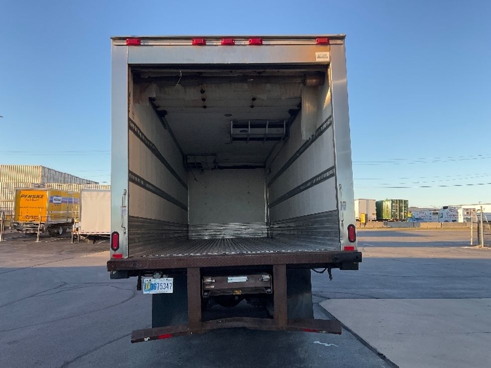 Refrigerated Truck-Light and Medium Duty Trucks-Freightliner-2019-M211264S-Milwaukee-WI-283,599\n\t\tmiles-$ 85,500 - Image 8