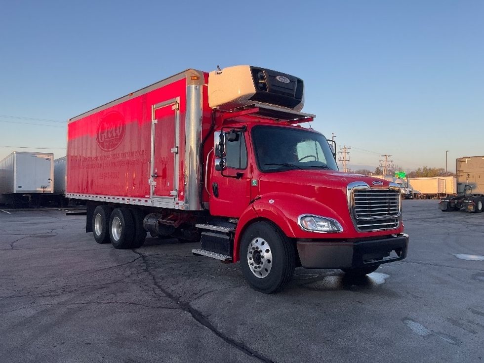 Refrigerated Truck-Light and Medium Duty Trucks-Freightliner-2019-M211264S-Milwaukee-WI-336,518\n\t\tmiles-$ 64,750 - Image 1