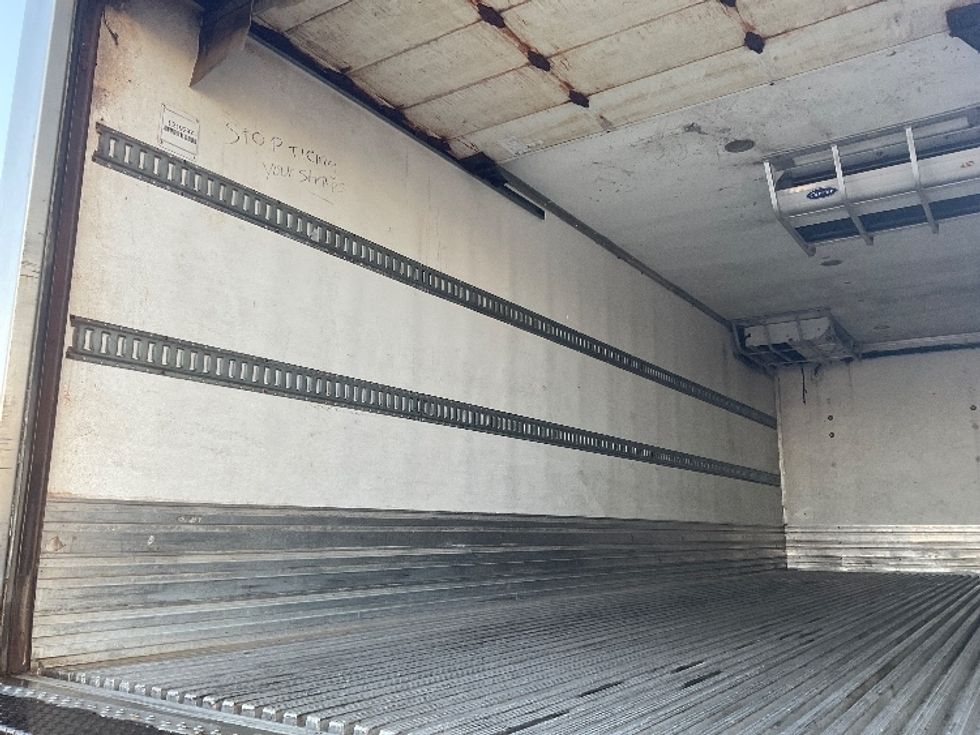 Refrigerated Truck-Light and Medium Duty Trucks-Freightliner-2019-M211264S-Milwaukee-WI-336,518\n\t\tmiles-$ 64,750 - Image 10