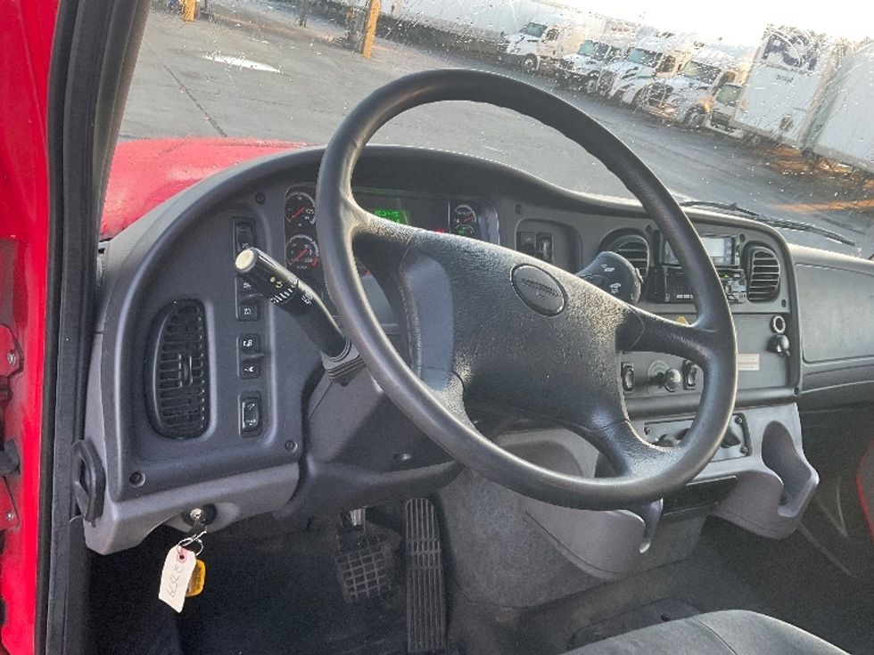 Refrigerated Truck-Light and Medium Duty Trucks-Freightliner-2019-M211264S-Milwaukee-WI-336,518\n\t\tmiles-$ 64,750 - Image 16