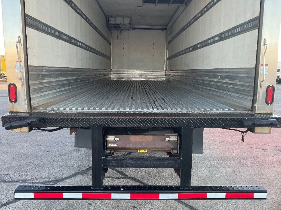 Refrigerated Truck-Light and Medium Duty Trucks-Freightliner-2019-M211264S-Milwaukee-WI-336,518\n\t\tmiles-$ 64,750 - Image 9