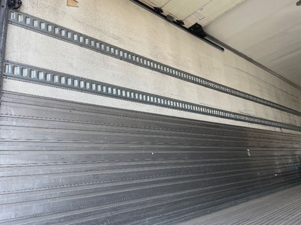 Refrigerated Truck-Light and Medium Duty Trucks-Freightliner-2019-M211264S-Phoenix-AZ-202,469\n\t\tmiles-$ 83,750 - Image 11
