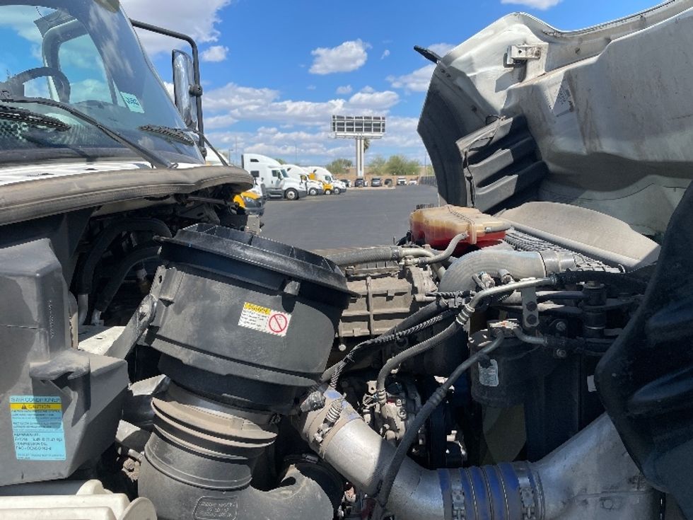 Refrigerated Truck-Light and Medium Duty Trucks-Freightliner-2019-M211264S-Phoenix-AZ-202,469\n\t\tmiles-$ 83,750 - Image 23