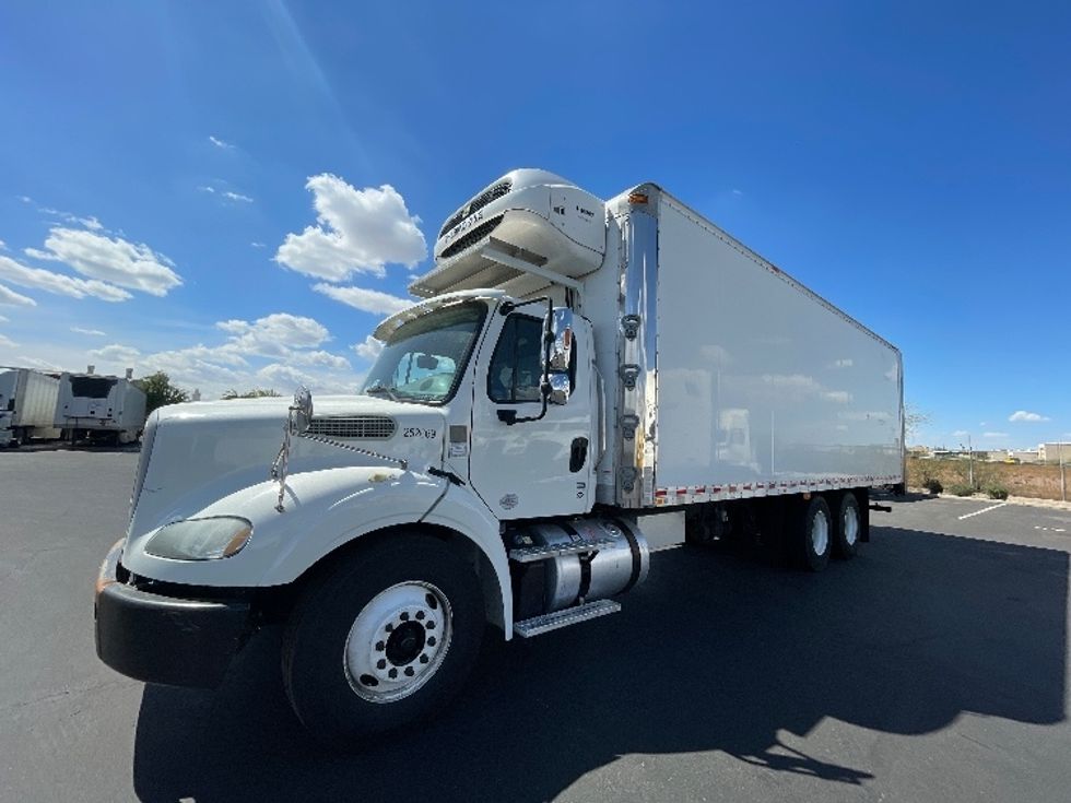 Refrigerated Truck-Light and Medium Duty Trucks-Freightliner-2019-M211264S-Phoenix-AZ-202,469\n\t\tmiles-$ 83,750 - Image 3