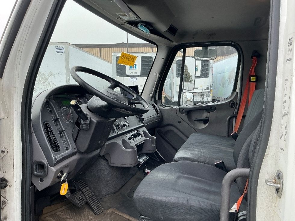 Refrigerated Truck-Light and Medium Duty Trucks-Freightliner-2019-M211264S-Sturtevant-WI-434,603\n\t\tmiles-$ 89,750 - Image 17