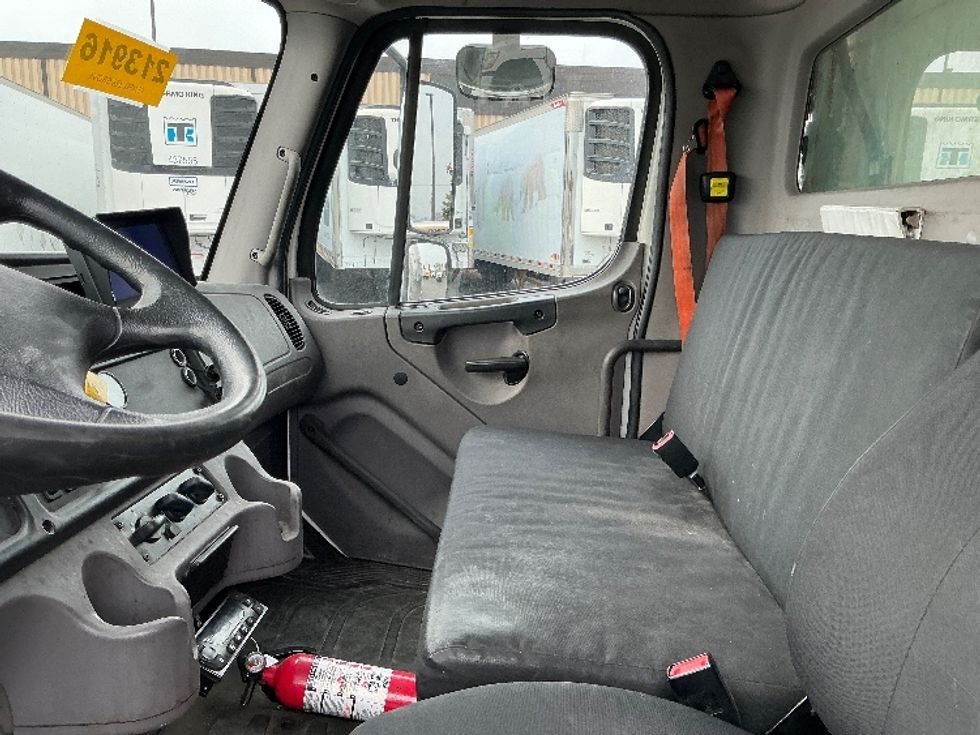 Refrigerated Truck-Light and Medium Duty Trucks-Freightliner-2019-M211264S-Sturtevant-WI-434,603\n\t\tmiles-$ 89,750 - Image 19