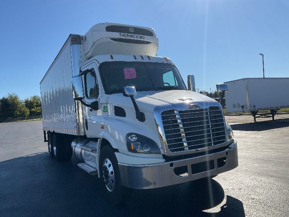 Refrigerated Truck-Light and Medium Duty Trucks-Freightliner-2020-Cascadia X11364S-Lancaster-PA-305,405\n\t\tmiles-$ 89,750 - Image 1