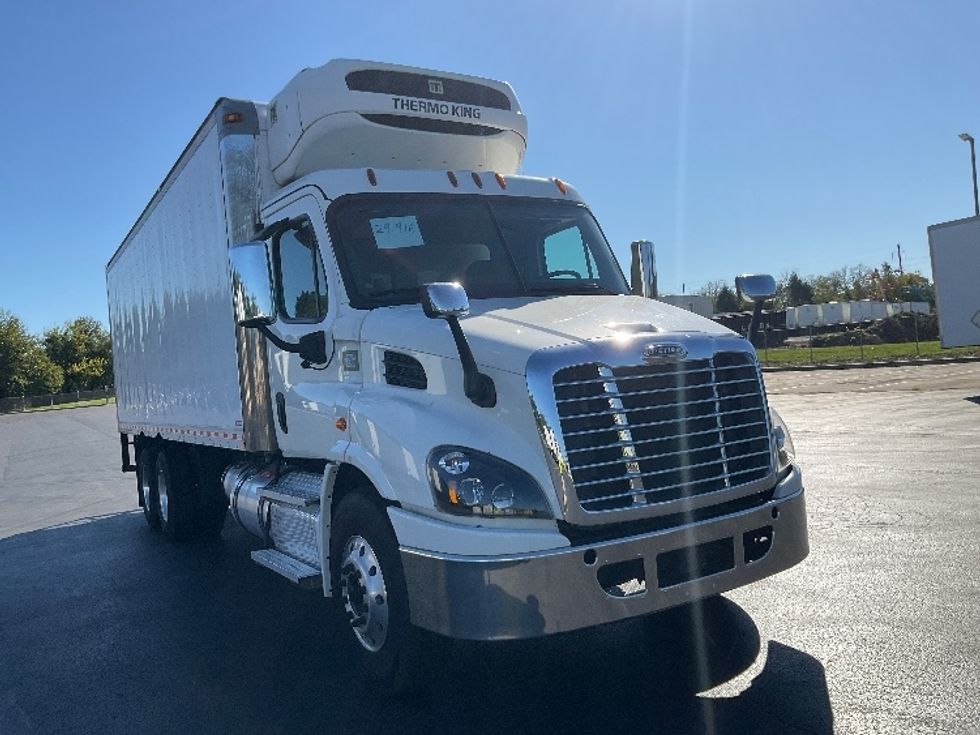 Refrigerated Truck-Light and Medium Duty Trucks-Freightliner-2020-Cascadia X11364S-Lancaster-PA-325,408\n\t\tmiles-$ 89,000 - Image 1