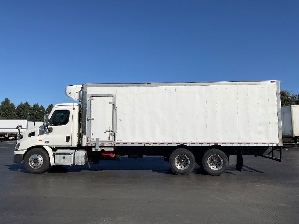 Refrigerated Truck-Light and Medium Duty Trucks-Freightliner-2020-Cascadia X11364S-Lancaster-PA-325,408\n\t\tmiles-$ 89,000 - Image 4